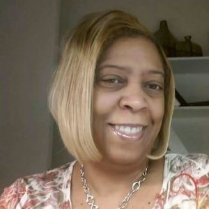 Meet your Posher, Gayle